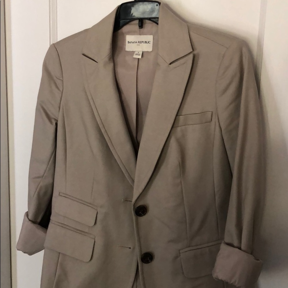 Banana Republic Versatile Blazer